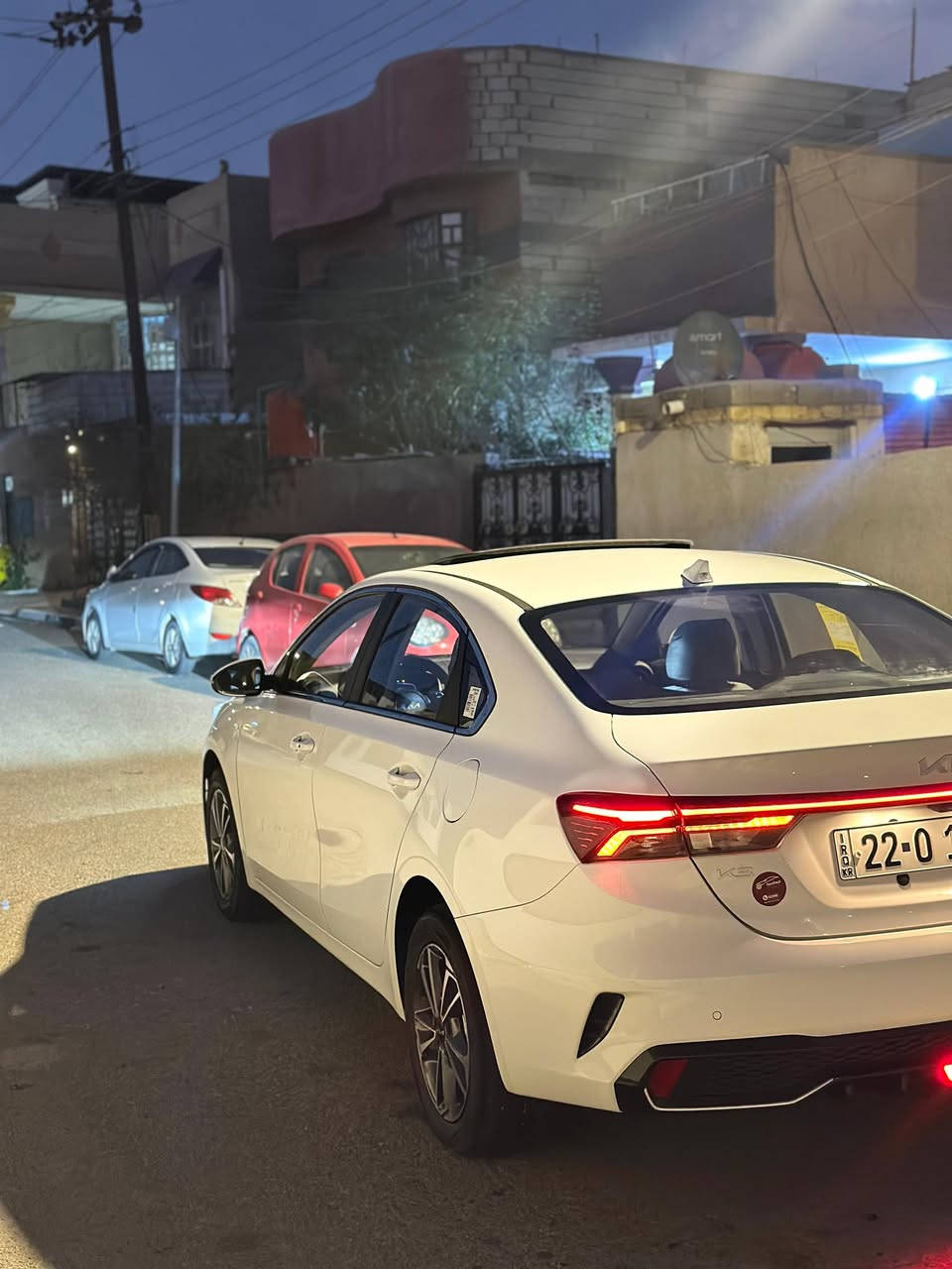 K3 2025 وكالة مجانية  اخت الزيرو الرقم اربيل بسم شركة 
فتحة 
بصمة  ‏ كي3 تجمع صيني ￼￼مروس عادي 
ماشي10 سياره جديد  
حساس امام + خلفي 
كامرة خلفية دوارة 
مرايات شفط 
شاشة كار بلاي 
هاند ابريك كهربائي 
داخل اسود المرغوب 
العنوان : البصرة القبلة حي الجامعة 
السعر : 149 ومجال بسيط 
الهاتف : ***********
