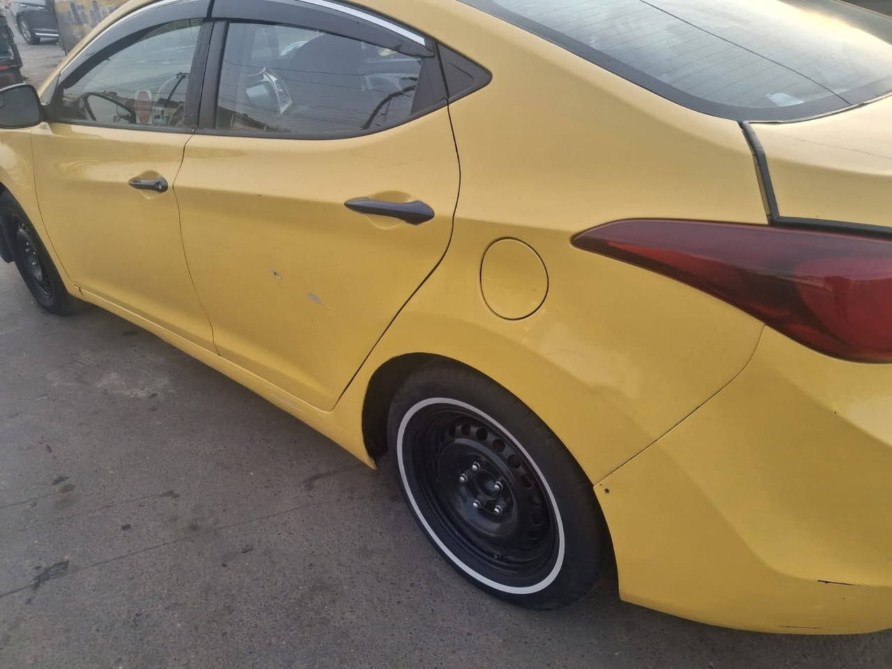 النترا موديل 2015
وارد امريكي
مكينة دوش
شاد مكينة و كير قبل شهر  
و الوصولات موجودة
تدفئة تبريد شغال 
بيها كص جاملغ خلفي الايمن فقط

السيارة باسمي تحويل ثاني يوم 
السعر 88 ورقة و بيها مجال بسيط

الرقم  / ***********
المكان / بغداد مدينة الصدر
