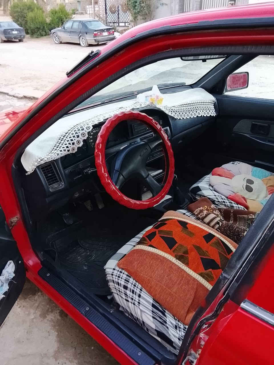 كورله موديل ٩٢ابلادي سمكره وصبغ حراري عام للجماليه صدر كامل امامي وخلفي تخم تاير وباتري سياره روعه وبسمي محرك بيه خيط تبخير وكير كامل   سياره مال جناي السعر ٥٢رقم موبايل *********** وشرط التحويل
