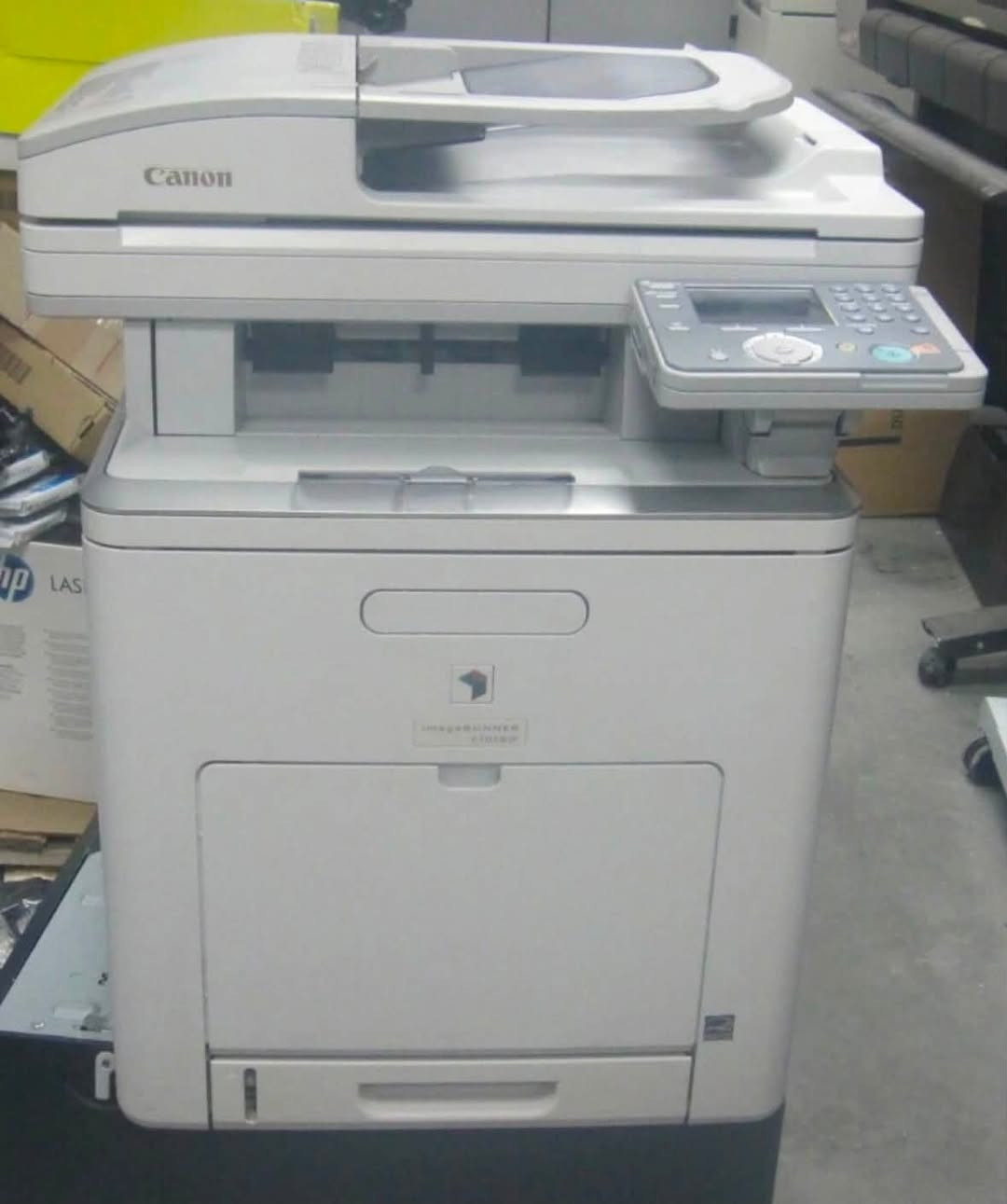 مساء الخير …طابعة مكتبية مستعملة…canon runner C1028iF
مميزات
✅ طابعة، تصوير، سكانر، وفاكس.
✅ سرعة عالية بالطباعة (ملون واسود)
سرعة الطباعة: تصل الى 28 صفحة بالدقيقة للأسود، و21 صفحة بالدقيقة للملون (قياس A4).
✅ ميزة الطباعة التلقائية على الوجهين (Duplex) لتوفير الورق.
✅ جودة طباعة ممتازة والوان واضحة.
✅ سهلة الاستخدام والتعريف على الشبكة.
السعر 200 الف


**إذا كنت صاحب هذا الإعلان وتريد حذفه لأي سبب، رجاءا أرسل رسالة إلى الدعم الفني**