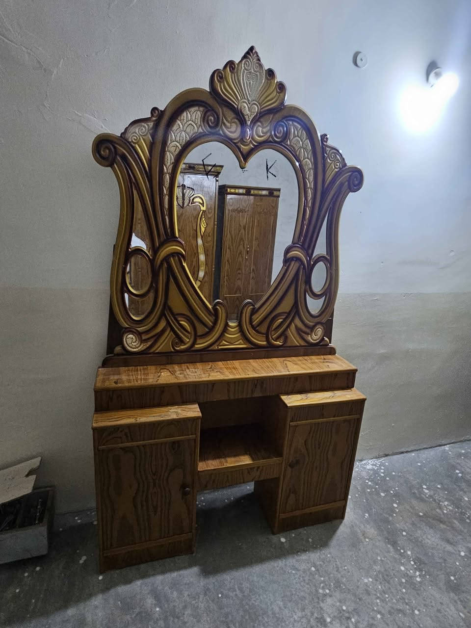 معرض اياد ويوسف غرفه نوم صاج سبع قطع سعره 400》***********》***********》 كركوك, العراق
