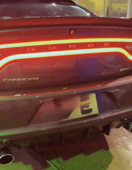 جارجر ٢٠١٦ باسمي رقم بصره حداديه قبل اسبوع تخم تاير سياره جاهزه تحتاج بعض التعديلات الخفيفه
السعر ١٩٠ وبيها مجال للشراي
***********
