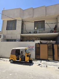 دارللبيع 100 مربعه تحتوي على استقبال+مطبخ +صاله عدد2 +4غرف نوم  +3صحيا...