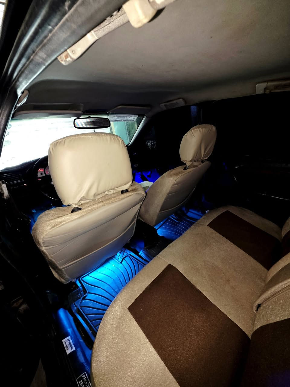 فكترا 20 موديل 93
رقم دهوك ، كير و مكينة بشرط ، تواير جدد  
السعر 41 ومجال 
واتساب ***********
العنوان دهوك
