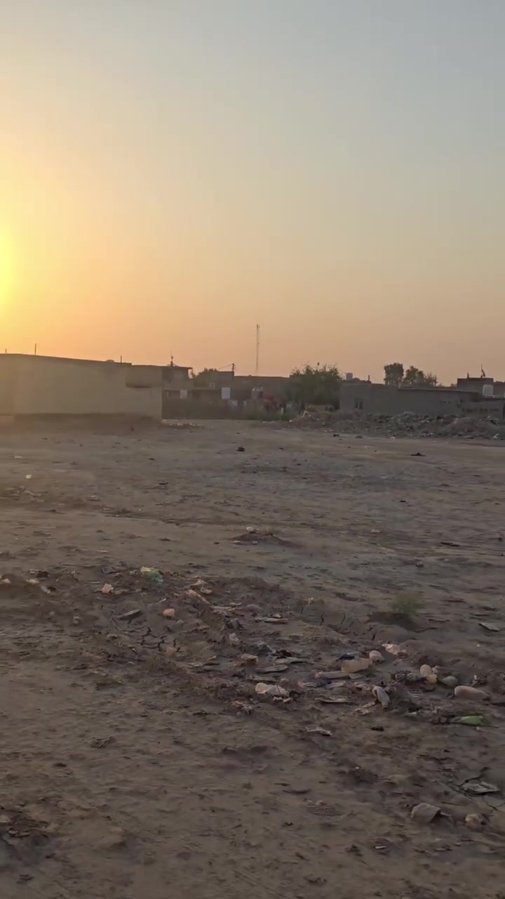 السلام عليكم يوجد لدينا تلاثه قطع للبيع بشارع مطعم الجواد شراي ينتصل بل خدمه رقمي***********
