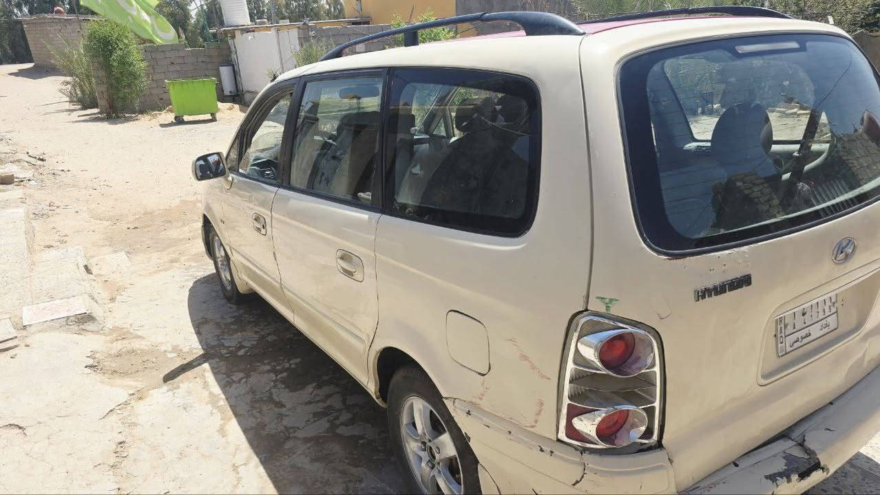 يا الله
هونداي تراجيت لبيع موديل 2006  مداور ثاني يوم 
النضافه وسط مكينه وكير وحدادي وتخم تاير نظيف رقم بغداد 
السعر المطلوب 75$ مع المجال العنوان خان نص 
***********. ابو فؤاد
