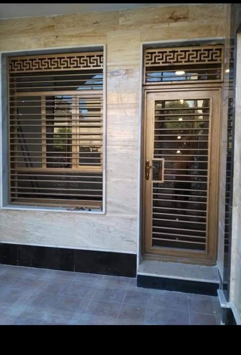 🔨 ورشة حداد – أعمال حديد عامة 🔨
ننفذ جميع أعمال الحدادة باحتراف ودقة عالية
✔ أبواب حديد
✔ شبابيك وحمايات
✔ مراجيح (سلاسل، حدائق، أطفال)
✔ محجرات درج وبلكونات
✔ سقائف ومظلات حديد
نلتزم بـ جودة ممتازة – شغل متين – أسعار منافسة
التنفيذ حسب الطلب وبأفضل التصاميم
📞 للاستفسار والحجز
***********
