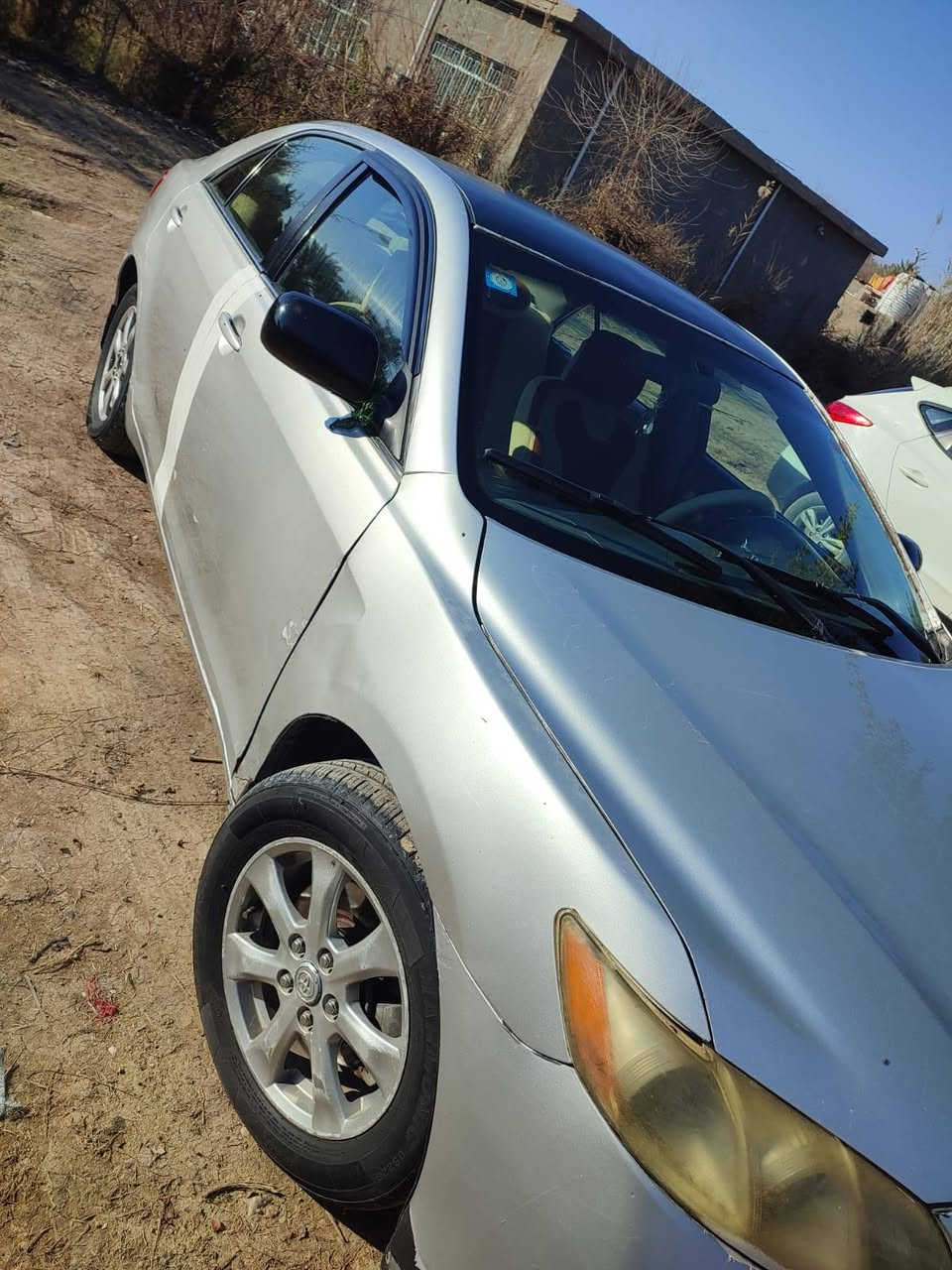 السلام عليكم/ كامري 2007 للبيع
السياره صبغ عام ضربه بجم جامرلغات أماميه
مع شواصي أماميه. كير مكفول. محرك تبخير قليل بدون تنقيص
السياره حلوه كاعده يحتاجلهه ترتيبات شويه تخم تاير جديد
السعر 80وبيهه مجال للشراي المكان ديالى الخالص 
***********
