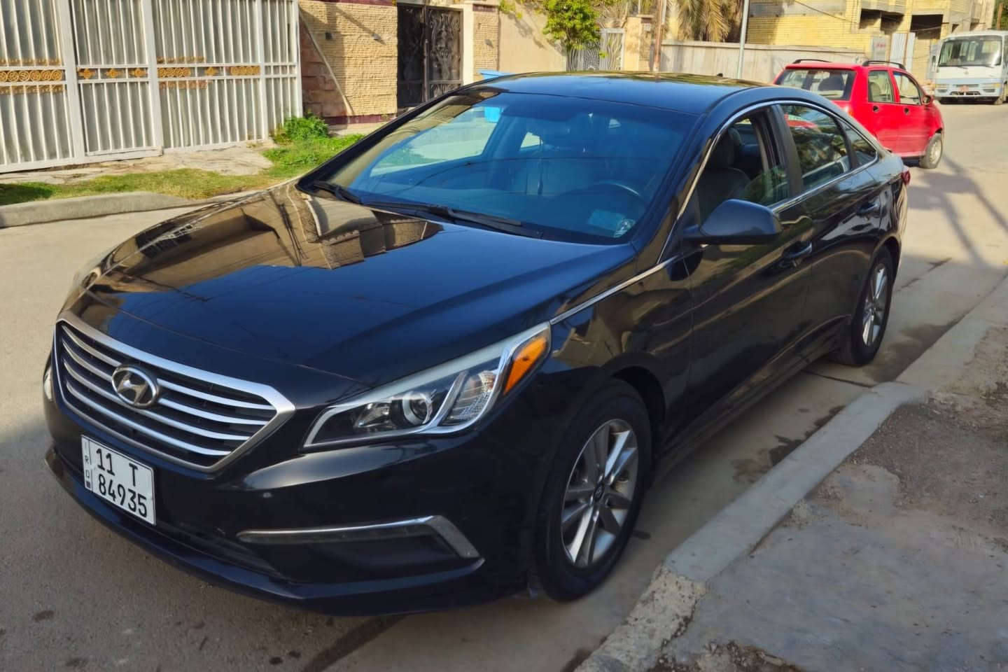 السلام عليكم
سوناتا ٢٠١٧ وارد امريكي سوداء 

الممشى ٦٨ الف ميل 

محرك GDI 2400 

الضرر جاملغ خلفي عكس السايق تصليح +تبديل جاملغ امامي جهة السايق 

الايرباك سليم 

السعر ١٣٠ ورقة 

العنوان/ بغداد_الشعب
الرقم /8350388 0770


**إذا كنت صاحب هذا الإعلان وتريد حذفه لأي سبب، رجاءا أرسل رسالة إلى الدعم الفني**