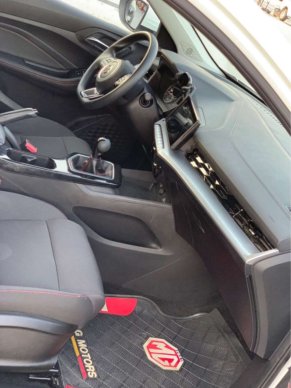 MG GT 2025
ئێم جی تی گێڕ عادی 
مۆدێل ٢٠٢٥
تەنها 5 هەزار ڕۆشتووە 
هەموو شتێکی بەشەرت
هیچ هیچی نییە و وەکو سفر وایە
بە ناو خۆمە
نرخی ١٠٢ وەرەقە
هەولێر بنەسڵاوە
***********
……………………………..
جي تي ٢٠٢٥
كير عادي  
5.000 ماشیە
سيارة كلين مابها شي 
مثل زيرو
سنوية بأسمي 
سعرها ١٠٢
عنوان أربيل بنصلاوه 
*********** أربيل, العراق
