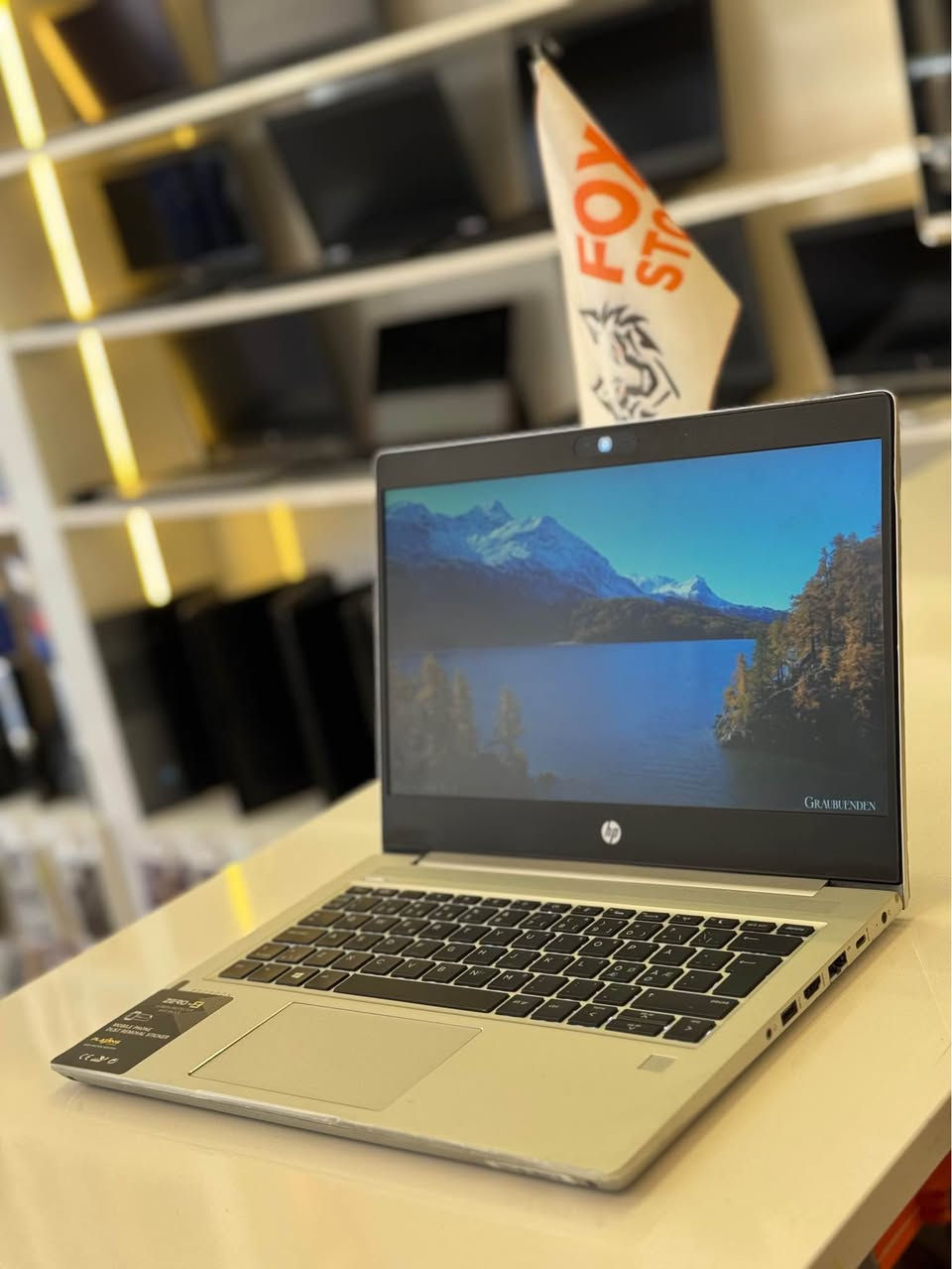 Hp PROBOOK LAPTOP 
CORE I 3 
Ram 8 GB DDR4
SSD 256 GB
DISPLAY 14

⭕️180 الف فقط ⭕️
*********** أربيل, العراق
