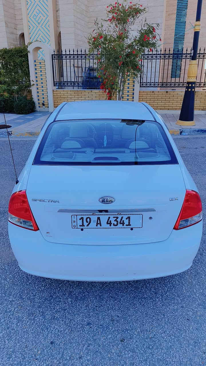 السلام عليكم اسبكتره 2007 مكينه 2000 سياره جديده معنه الكلمه سنويه له 30 بسمي سياره جاهزه مكينه كير تخم تاير حداديه تبريد تتفه مكاني كربلاء السعر 90 بيه مجال قليل ***********
