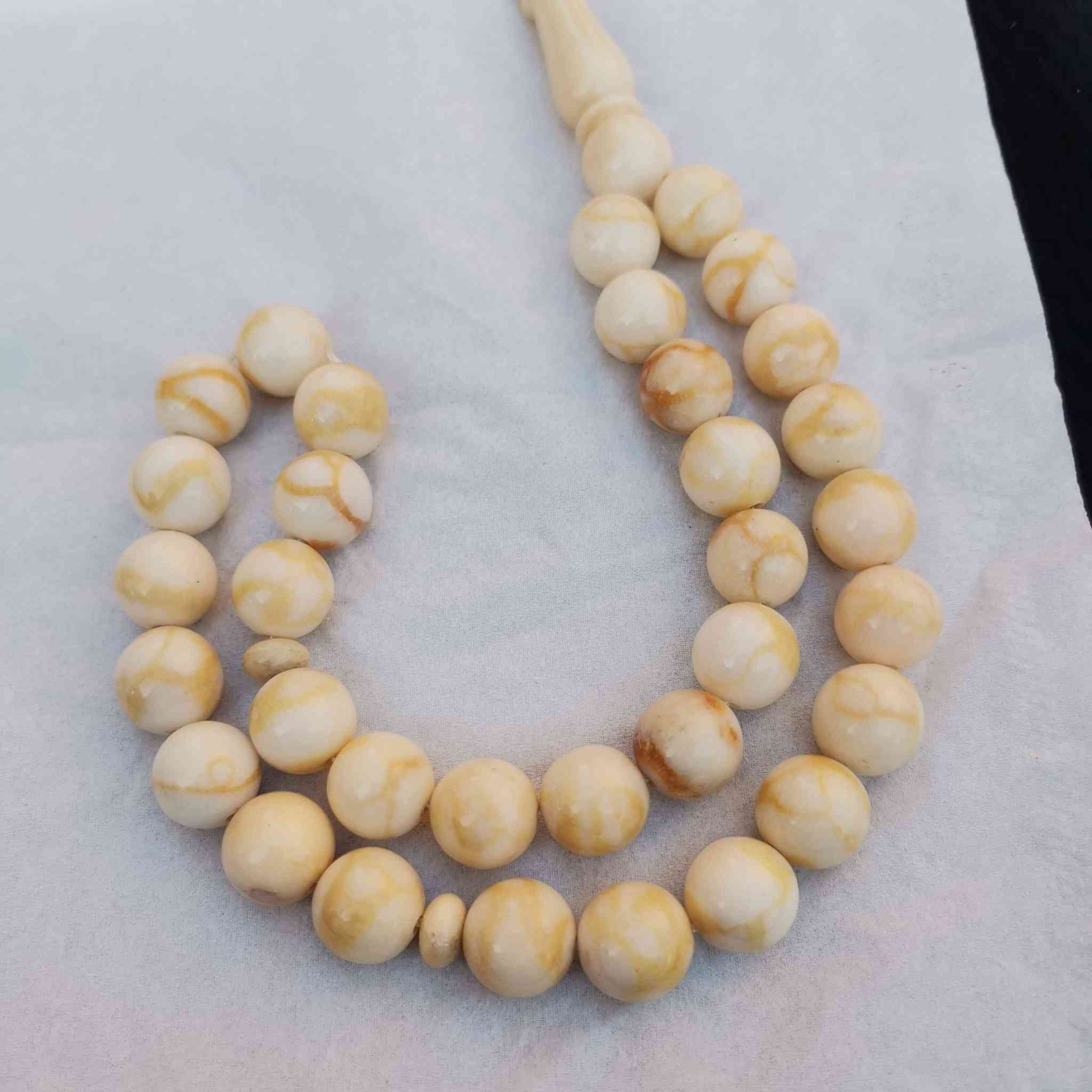 { يَخْرُجُ مِنْهُمَا اللُّؤْلُؤُ وَالْمَرْجَانُ }
سبحه من المرجان الأبيض المميز لهواه التميز والنوادر
عدد 33 حبه
مقاس 13 ملي
بجودة وفينيش عالي
-أسعار خاصة للتجار وأصحاب البراندات والبازارات 
متوفر بيع جملة وقطاعي
الشحن متاح لجميع المحافظات وجميع دول العالم  
التواصل على الخاص 
#حجرومسباح
#حجرومسباح_Hajar_Misbah


**إذا كنت صاحب هذا الإعلان وتريد حذفه لأي سبب، رجاءا أرسل رسالة إلى الدعم الفني**