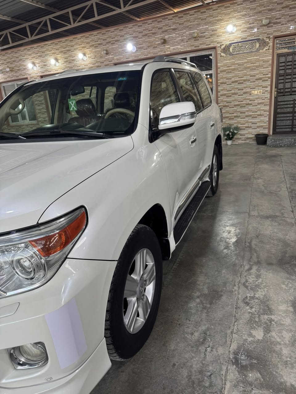 للبيع….
⛔️لاندكروزر جكساره موديل ٢٠١٢ ,V8 4700.    

⛔️مكفول عدا كارت بلجاملغ الامامي 

⛔️رقم بغداد نكليزي بااسمي 

⛔️مكان السياره نجف 

⛔️سياره بريم (ميحتاج اذكر مواصفات البريم معروفه)

⛔️سعر ٣٦٥ورقه وبيها مجال للاستفسار ***********
