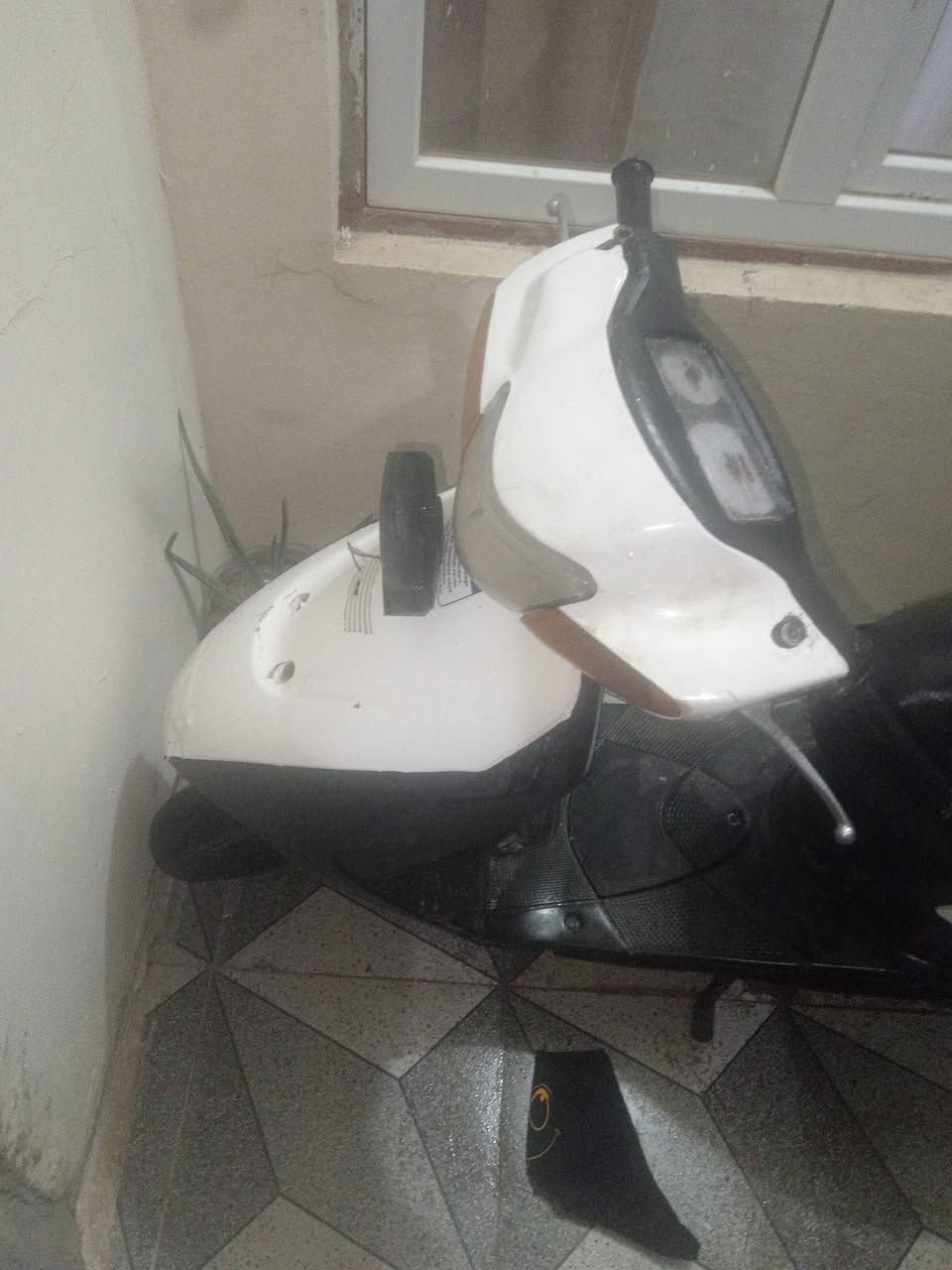 سلام عليكم ساسوكي شغال ويمشي مكينه مافتوحه شرط بس بي صوت يمك بربرن ماعرف مكينه شرط سعره 200وبي مجال


**إذا كنت صاحب هذا الإعلان وتريد حذفه لأي سبب، رجاءا أرسل رسالة إلى الدعم الفني**