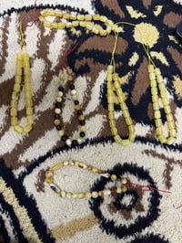 سوارات • كهرب • حر طبيعي