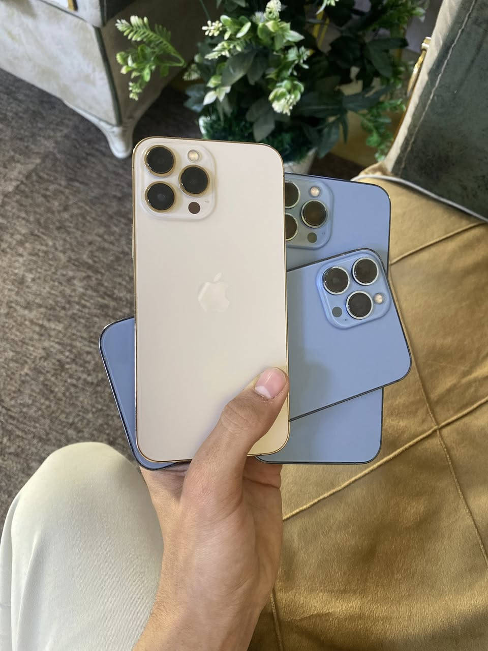 13بروماكس ذاكره 256 بطاريه 77 و 78 بعدهن علبلاد اجهزه كفاله عامه فقط مبدل كامره كلشي شغال علوضع الشركه مع ضمان عنواني بغداد العطيفيه سعر القطعه (560) قفل بدون اي عمله للتواصل علرقم ***********
