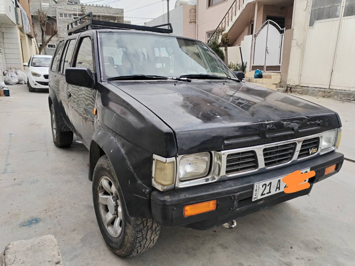 نيسان موديل ۱۹۹۰ محرك كير بلادي ٦سلندر  دفع رباعي شغال بيه قطعتين صبغ بدون دواخل تبريد تدفئة اربع تايرات جديد سيارة جاهزة شرط التحويل سعر ٤٥ $مكان السيارة سليمانية *********** السليمانية, العراق
