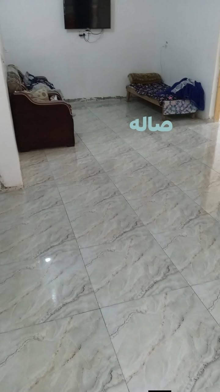 سلام عليكم بيت تجاوز للبيع مساحته 240م زعفرانيه شارع معهد خدمات كامله مي كهرباء مجاري تبليط موقعه ممتاز بنص بيوت طابو الاستفسار اتصل ***********
