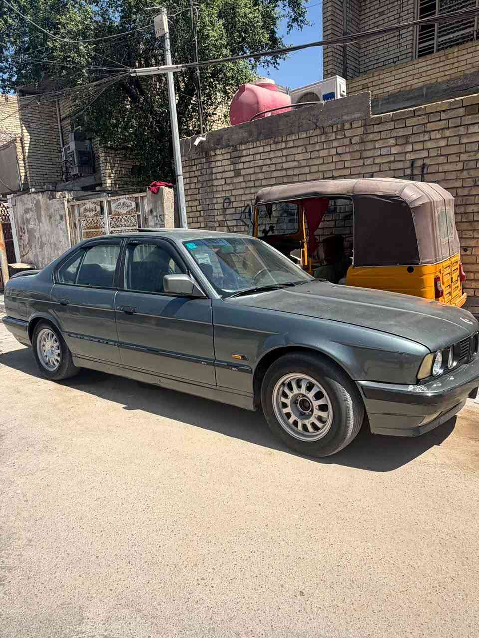 سلام عليكم بي ام 535 ميكنه مفتوح حداديه جديده تبريد جاهز عوزه بس مروحه تخم تاير نضيف    غرفتهة نضيفه جام كهربائ مري كهربائ فتحه شغاله كير جديد مكينه نضيفه  رقم بغداد نكليزي مكينه 3000 بلاد  مفتوح سعررر 45 وبيهة مجال بسيط  رقم ***********
