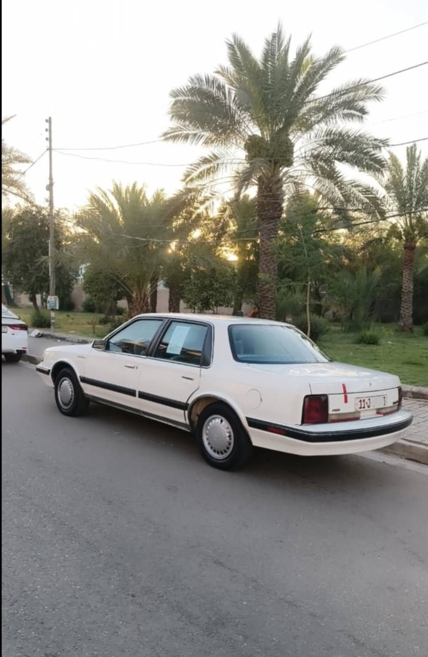 سلام عليكم حبايب اولدز موديل ١٩٩٠سياره خير من الله كير محرك تبريد تخم تايرات كلها جديده مصبوغه فقط للجماليه فقط داخل نضيف وبلادي رقم بغداد مميز وهزه جديده وسنويه العنوان بغداد سعر 59وبي مجال حك جيتك***********
