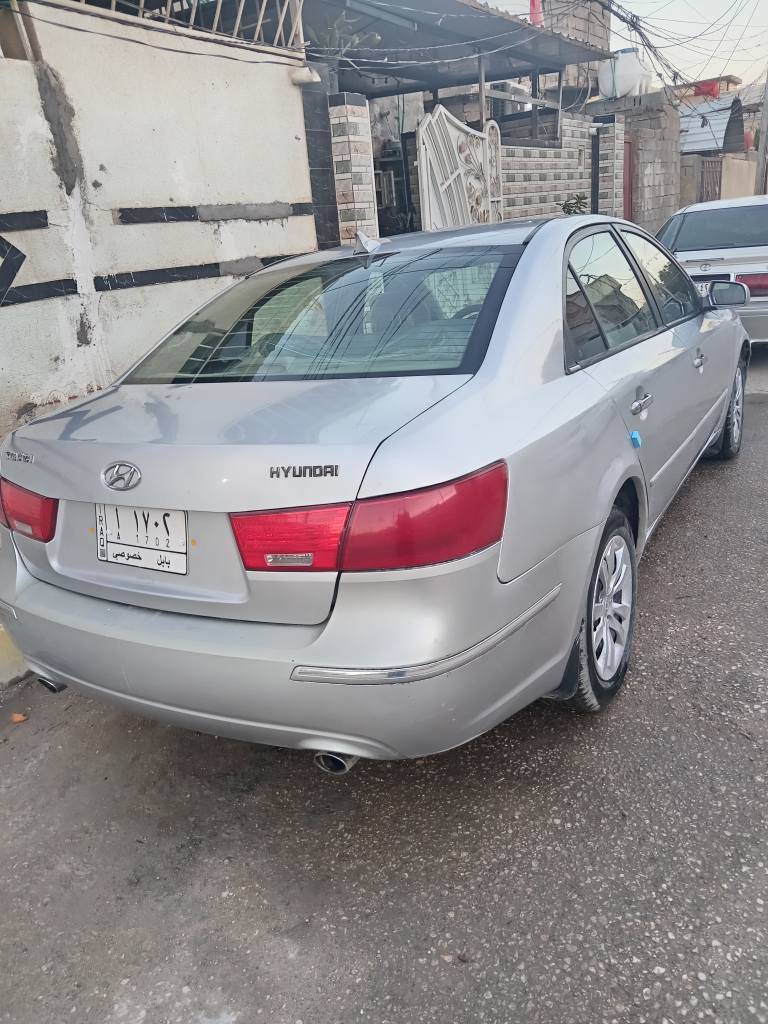 سوناته موديل ٢٠٠٦ محرك سته سلندر مصبوغه عام بيه ضربه باب العبري  جاهزه كير اوتو ومحرك جدد تبريد تخم تاير كهربائيات دواخل تحكم استيرن  فتحه كامل المواصفات  سعرها ٧٨ او مراوس  مكانها كربلاء.. ت.... *********** كربلاء, العراق
