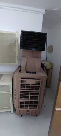 كنفيرة للبيع جديدة سعر ٢٠٠ الف العنوان بغداد الطوبجي للتواصل 077598915...