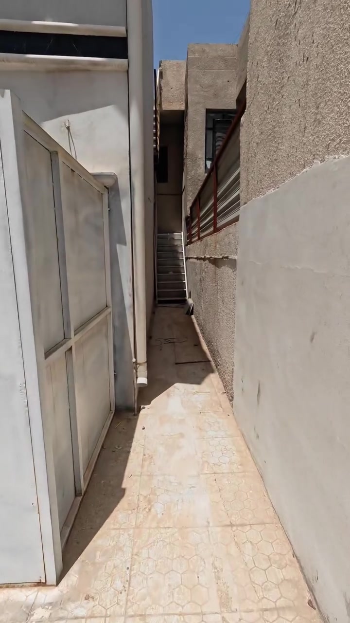 مشتمل للايجار طابق أول مساحة 160 متر
يحتوي على صاله و مطبخ و غرفتين نوم وصحيات 

وكراج سياره سعر الايجار 550 ألف 
العنوان الغزاليه شارع البداله


**إذا كنت صاحب هذا الإعلان وتريد حذفه لأي سبب، رجاءا أرسل رسالة إلى الدعم الفني**