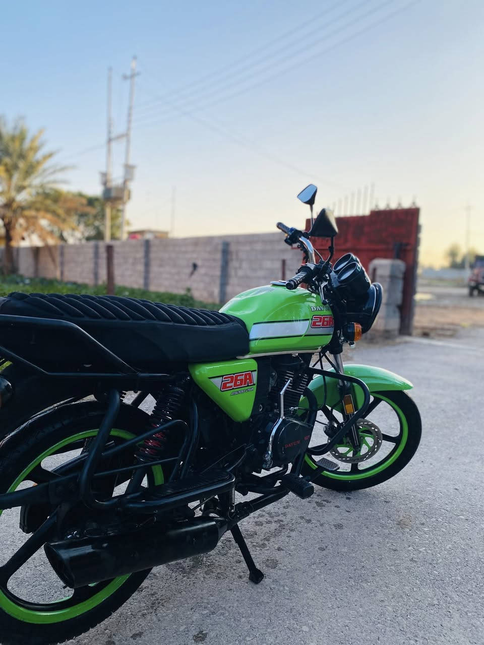 السلام عليكم دايوان  موديل2022 شهر 8 محرك 200
أوأرق سحب مكفول فقط طعجه بل تانكي نفس نضافه الي بصوره مكان ديالى شهربان ***********
