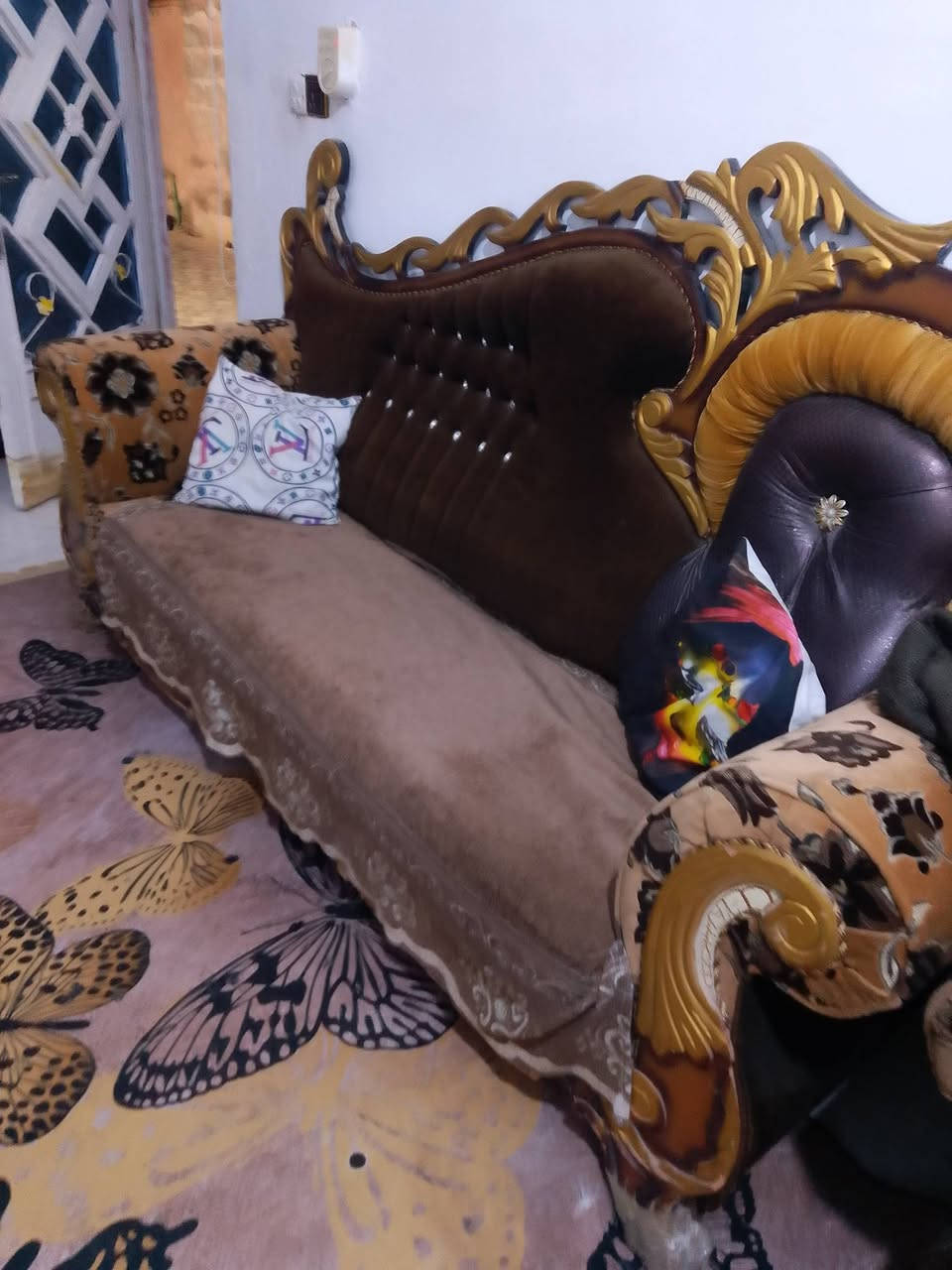 تخم ملكي تزكام
5 قطع
السعر 300 وبي مجال
الائستفسار ع هاذا الرقم ***********
