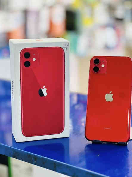 ايفون ١١ عادي شرق اوسط جهاز كله بلادي شاشه مستبدله من غير جهاز ابلاديه بطاريه ٨٢ وذاكره ١٢٨ سعر ٢٠٠ مكفول من اي عطل او مشكله ضمان 
*********** حله تقاطع ثوره
