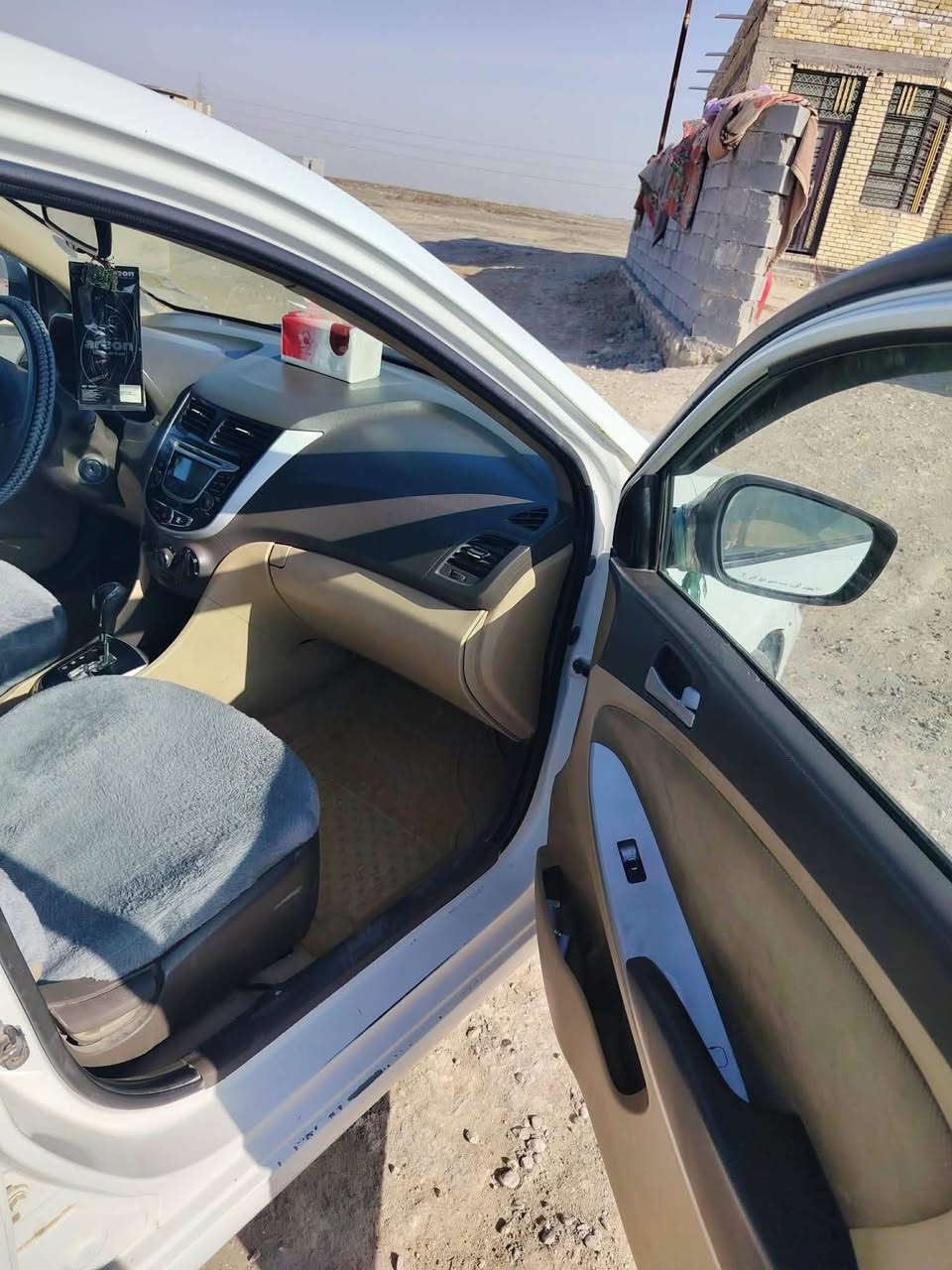 اكسنت موديل 2015 خليجي رقم مثنى بأسمي بيها تبديل چاملغ امامي جهة العبري فقط بدون عابر السعر 80 
للاستفسار اكثر مراسلة الصفحة او الاتصال بالرقم ***********
