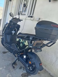 دراجه شحن للبيع سبع بطاريات سرعه 100 ٠٧٥٠٥٥٠٦٨٢٣