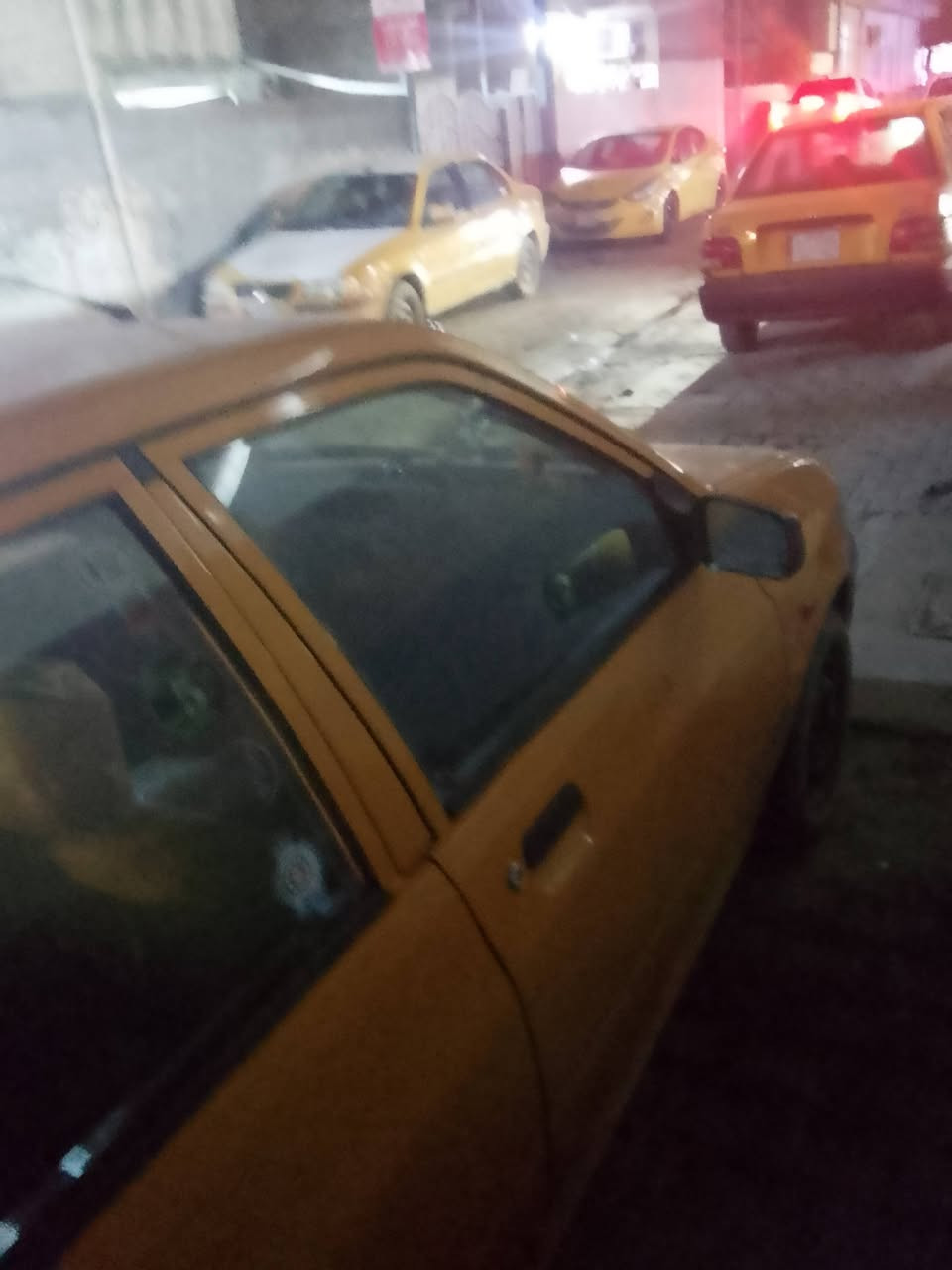 لبيع موديل 2018 لا ضربه لا صبغ مكفوله خير من الله كله جديد تبريد صدر كهربائيات كله شغاله تخم تاير جديد سعر 47مكان بغداد الحريه *********** ..
