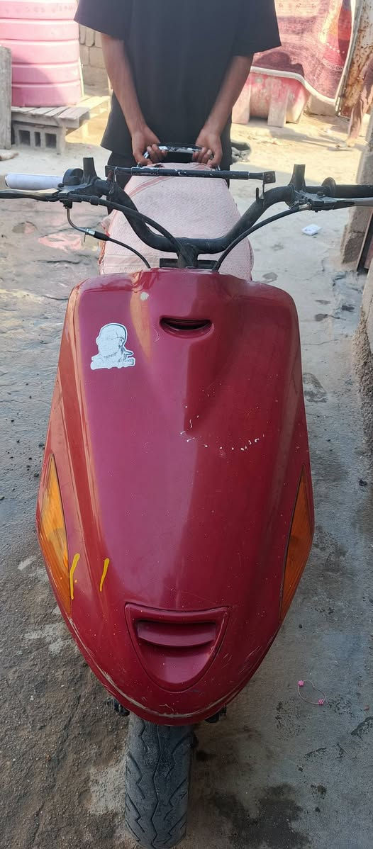 دراجه فراشه السعر 125المكان بصره ابو الخصيب صناعيه حمدان ***********
