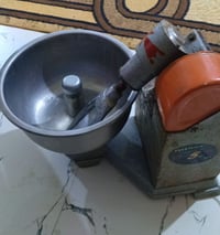 عجانه طحين الحجم 5كيلو شغاله 100% السعر 90بيها مجال قليل متواجد واتساب...