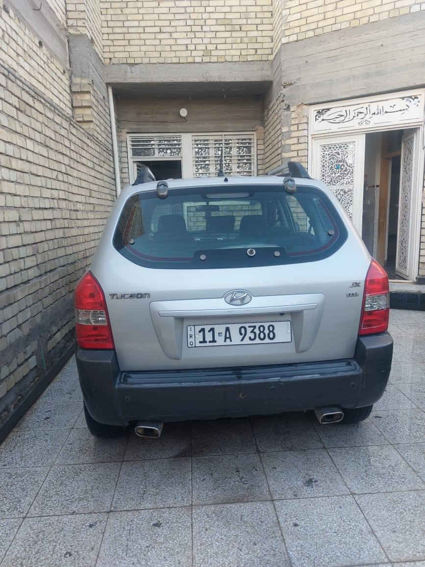 السلام عليكم للبيع توسان 2009 خليجي مكفولة من ضربه وصبغ  كير مكينة بلادي لاتنقيص ولا تبخير 
ماشية 270 
السعر 110 
***********
