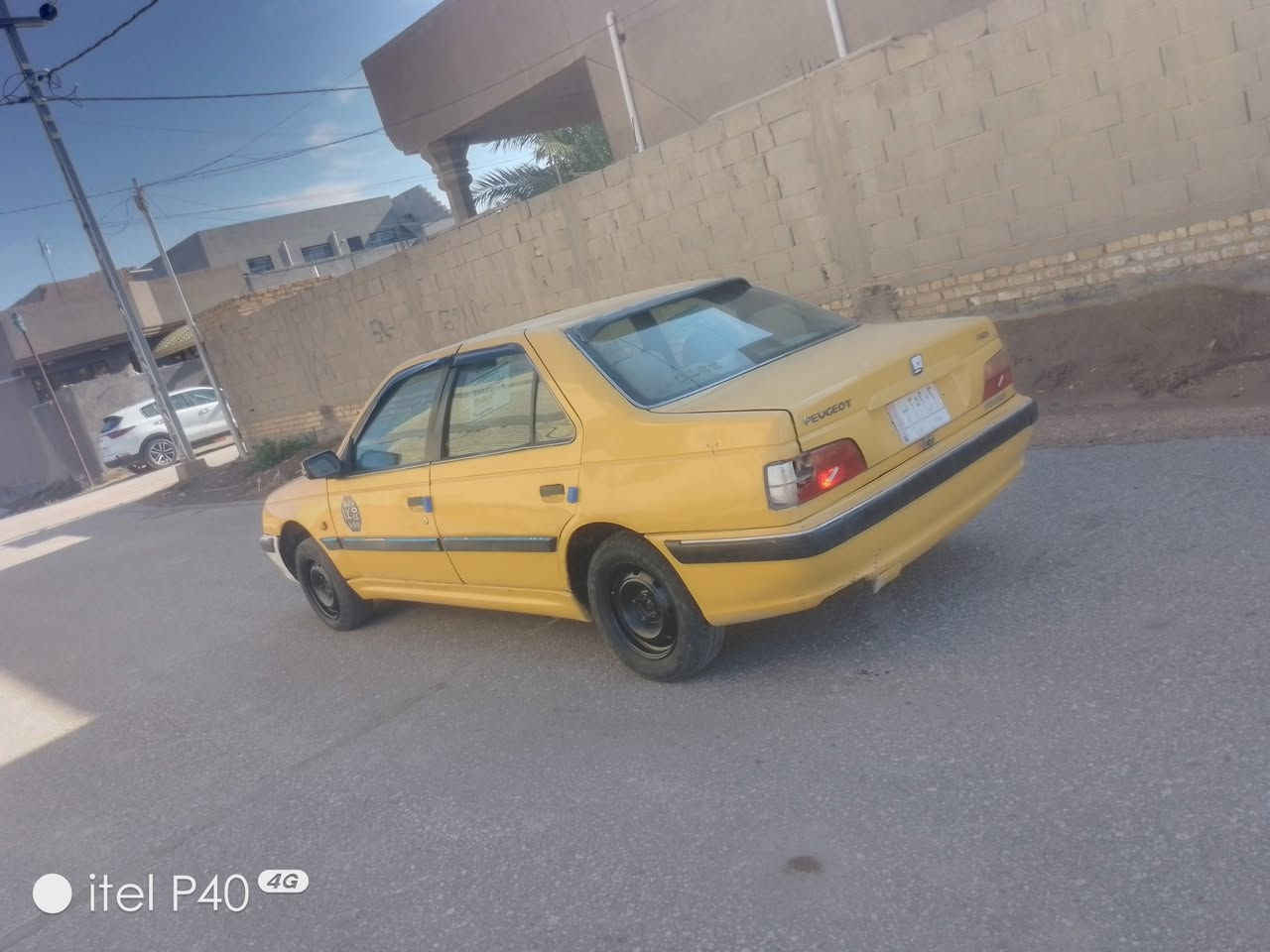 سلام عليكم 
بيجو بارص 2012 كير محرك حداديه مكفولات 
سيارة مكفوله من ضربه خياس مابيه كشر كدامك 
السعر 26 بيه مجال الشراي ويدلل مال جناي جاهزه 
رقم بغداد سنويه ال28 مصفره هئيه وغرامات تحويل مباشر 
سيارة خير من الله جاهزه مابيه شي نقص كلشي 
مكاني بابل مشروع المسيب ***********
