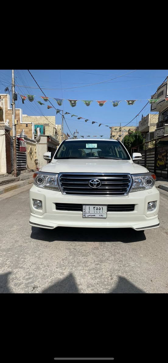 لاندكروز البيع موديل ٢٠٠٩ مكفول كفاله عامه سيارة نضيفه على أيدي ماشيه ١٩٠ الف حقيقي رقم مميز بسمي السعر ٢٨٥ مع مجال قليل *********** مكان السياره كربلاء
