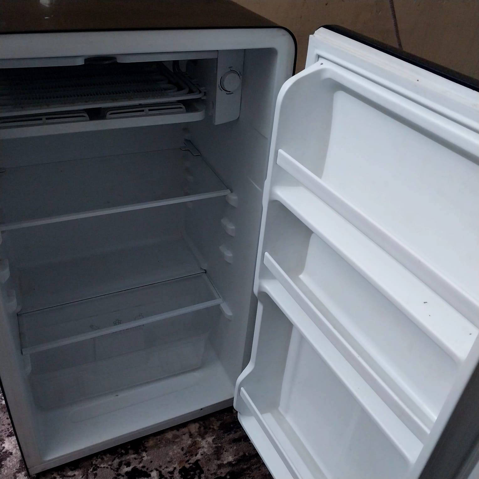 ثلاجة حجم صغير للبيع


**إذا كنت صاحب هذا الإعلان وتريد حذفه لأي سبب، رجاءا أرسل رسالة إلى الدعم الفني**