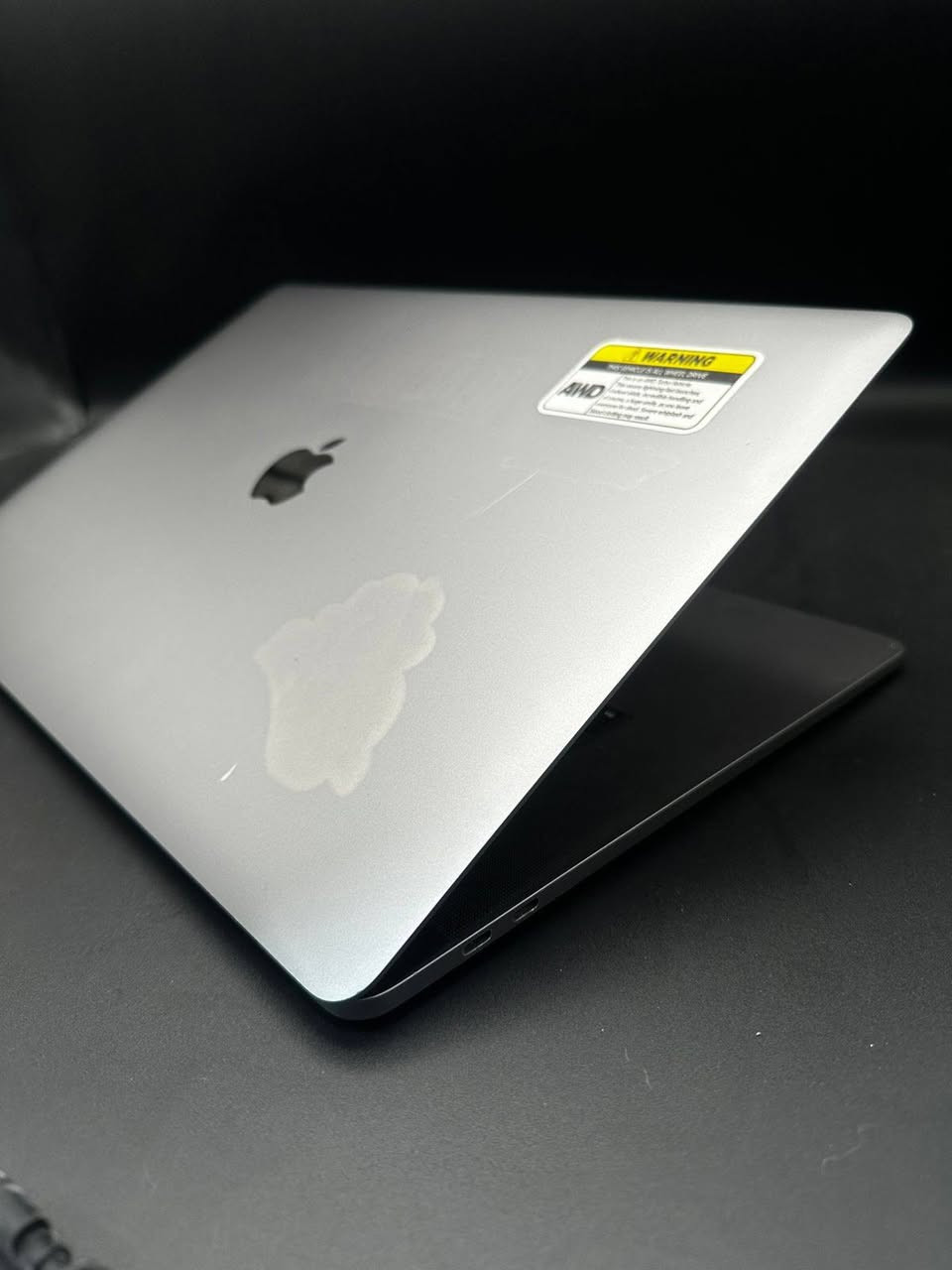 ماك بوك برو 2018 للبيع
+964 781 146 7335 للتواصل
