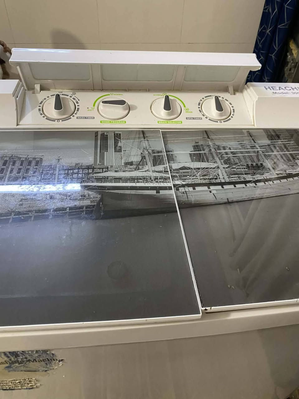 غساله شغاله جديده سعر 100بيهه مجال كلهه شغاله ***********
