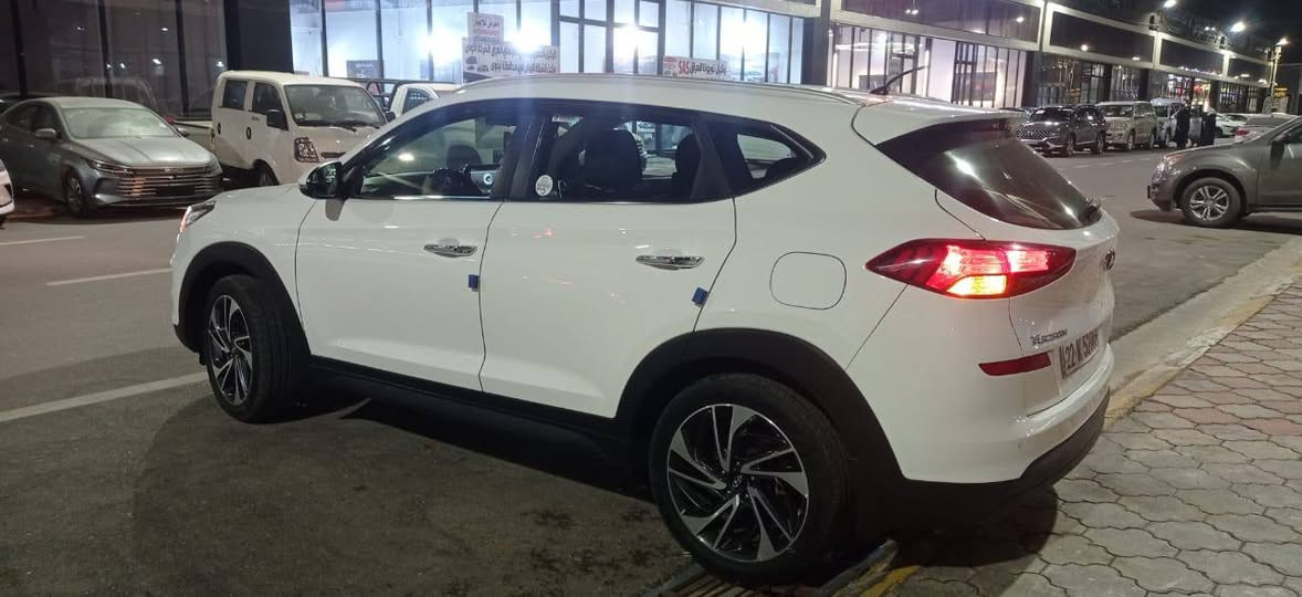 السياره
سلام عليكم هونداي تكسن موديل ٢٠٢٠ ماشيه ٩١ السياره كوري مكينه مامفتوحه السياره جيكي هندبريك بل اليد كشن كهرب السياره فول ماعد بانوراما  السياره بل موصل رقم أربيل دولي سعر ١٩٠ بيهه مجال قليل مايعجبو سعر لا علق رقم تلفون كورك *********** اسيا ***********
