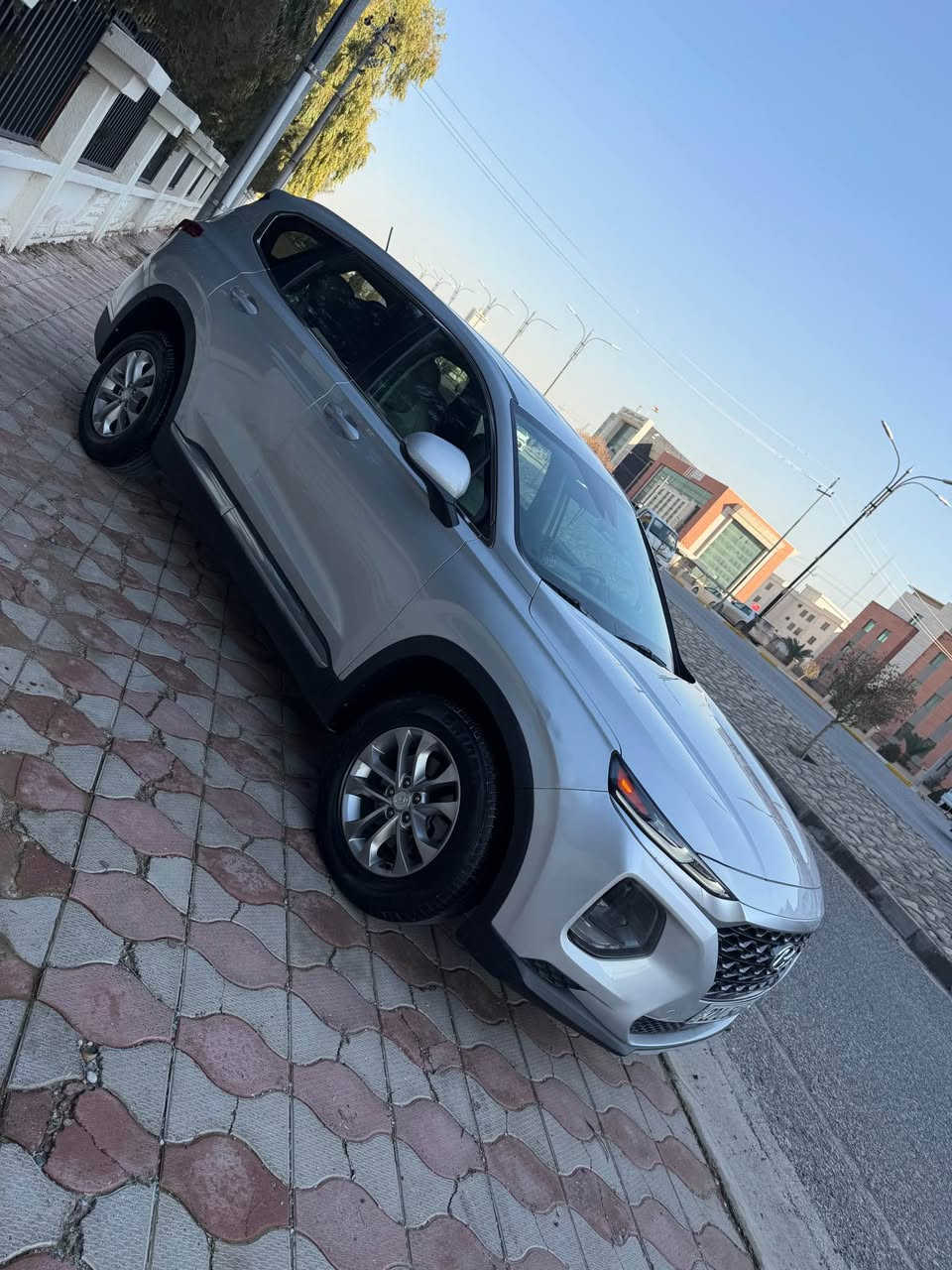 ‏‎سلام عليكم اخوان بعد الحب وتحيه.  شكرا.  المتابعينه الكرام. للبيع‎
(اقره المنشور قبل ماتخابرني و بيك خير وتدلل))‎
هيونداي السنتافي 2019وارد امريكي 
حادث سطحي بسيط ( فقد القباخ الجنته السندوق) 
بجم امامي خلفي كبس 
اليبرباگ البشرط 
ماشية69ميل 
رقم اربيل ( ترقيم جديد ) ( وكالة او تحويل ) 
النفس اليوم التحويل
مواصفات :- 

‎محرك 2400 
كير 6 نمر 
شاشة كبيرة لمس 
كاميرا خلفية دواره 
رادار امامي + مانع تصادم 
رادار جانبي ( نقاط عمياء ) 
كشنات كهرباء 
هندبريك بصمة 
مثبت سرعة 
تحديد مسار 
اوتو هولد 
فول تحكم ستيرن 
تدفئة كشنات 
دواخل لونين 
ويل كب 
لد نهاري 
اضاءة ترحيب بالابواب 
تبريد قطعتين 
وباقي المواصفات المعروفة … 
مكان / اربيل مدينه معارض
السعر / 168$ وبيها مجال بسيط 
للاتصال / ***********وتساب☎️
‏***********🇮🇶 أربيل, العراق
