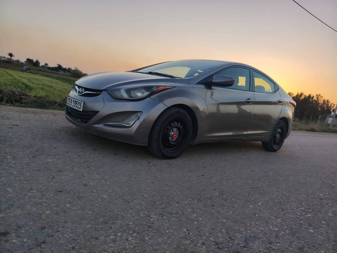 السلام عليكم ورحمه الله وبركاته
للبيع فقط الانترا امريكي موديل 2015
رقم بغداد بسمي تحويل ثاني يوم مكينه( 2000 دوش) تخم تاير حداديه زينه فول كهربائيات تبريد منضومه بانزين جديده السياره مابيهه ي نقص 
بيه ٣ قطع صبغ بدون دواخل جاملغين الاماميات وباب السكن فقط السعر المطلوب(89 ورقه) قفل من الاخير غير قابل للعمله مكان السياره واسط -العزيزيه-الدبوني تحديدا للاستفسار الاتصال ع الارقام التاليه 
***********
 واتساب+ اتصال***********
