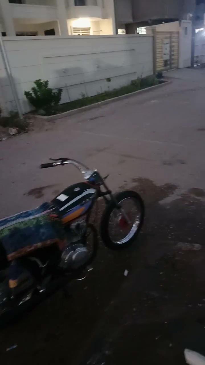 السلام عليكم دراجه للبيع دراجه كلك كلك دراجه حلوه ونظيفه مكفوله من السرقه السعر 180قفل  هاذ رقمي وهم بي واتساب ‏‪***********‬‏
