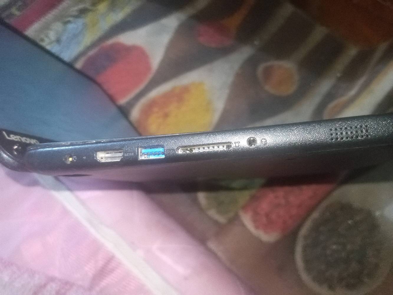 السلام عليكم لابتوب حلو يفيد دراسه يحمل تلكرام انستا يوتيوب واتساب سريع يفيد دراسه وتصفح بسيط لا يدعم برامج قويه سعر 100وبي مجال