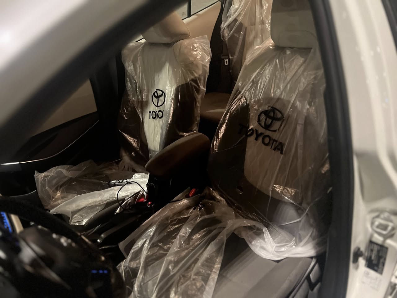 السلام عليكم رجاء اقرة المنشور قبل متخابر ممتواجد فيس 
للبيع كورلا موديل 2020سليمانيه هزه ورقم وسنويه جديده قبل شهر سويتهن السيارة بيها رصعتين وشخطين  موضح مكانهن ماشية 63
بصمة 
داخل لونين 
حساسات امامي خلفي 
شاشه 
بغداد حي الجامعه 
***********
