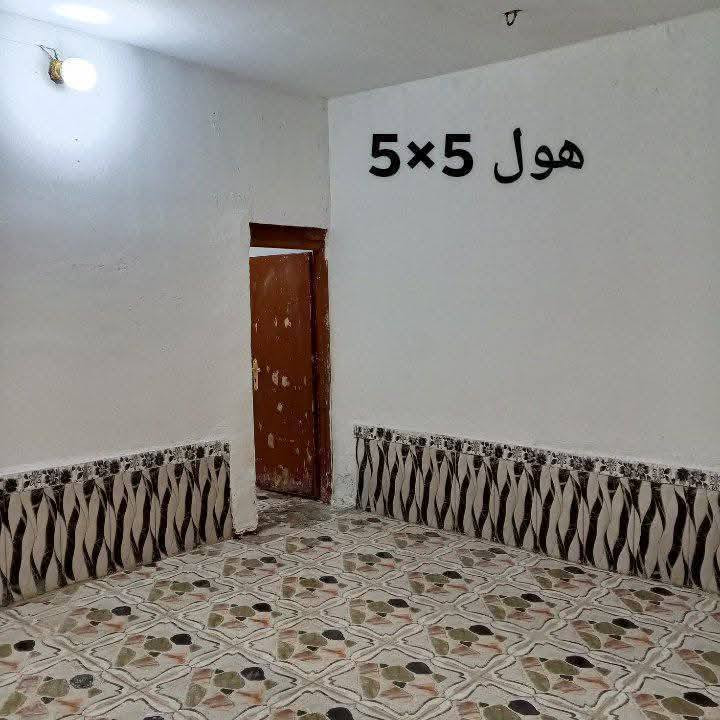 السلام عليكم  بيت للبيع 100 متر طبو زراعي سند25 مسجل في البلدية  حي الحكيم مقابل الدبية يحتوي على غرفة نوم وستقبال وهول ومطبخ وصحيات بيت سرميك كله
السعر 25 وبيه مجال   غير متواجد على الفيس 
اي استفسار على الرقم  ***********

***********

السلام عليكم  بيت للبيع 100 متر طبو زراعي سند25 مسجل في البلدية  حي الحكيم مقابل الدبية يحتوي على غرفة نوم وستقبال وهول ومطبخ وصحيات بيت سرميك كله
