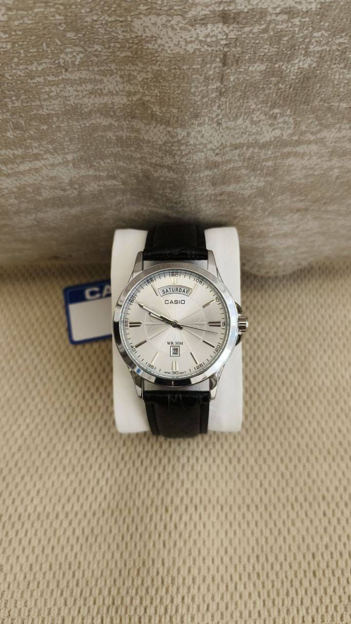 كاسيو ياباني اصلي وكالة شرط المكينه ياباني اصلي بيه ضمان سنه


**إذا كنت صاحب هذا الإعلان وتريد حذفه لأي سبب، رجاءا أرسل رسالة إلى الدعم الفني**